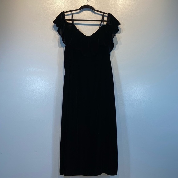 Anthropologie Velvet Midi Dress Size Large Cold Shoulder Women's Color Black - Picture 7 of 15